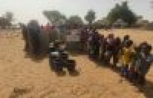 Lise öğrenci ve öğretmenlerinden Nijer’de su kuyusu