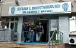 Lüks aracı düz kontakla çalmaya çalışan oto faresi yakalandı