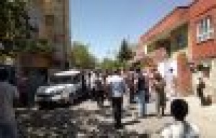 Mahalle sakinlerinin baz istasyonu tepkisi