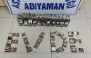 Marketten sigara çalan şahıslar yakalandı