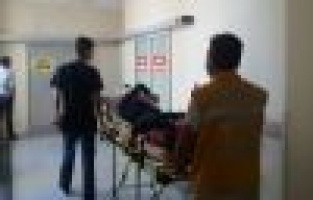 Merdivenlerden Yuvarlanan Genç Kız Yaralandı