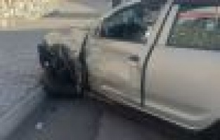 Minibüs ile otomobil çarpıştı: 1 yaralı