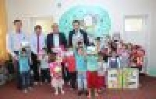 Minik Öğrencilere Teşvik Amaçlı Hediyeler Dağıtıldı