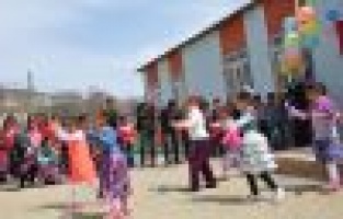 MİNİK YÜREKLERİN OKUMA BAYRAMI COŞKUSU