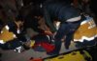 Motosiklet çöp konteynerine çarptı: 1 yaralı