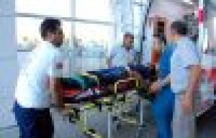 Motosiklet ile otomobil çarpıştı: 1 yaralı