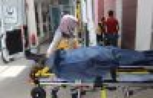 Motosiklet kazasında 2 kişi yaralandı