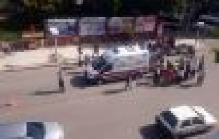 Motosiklet Yayaya Çarptı