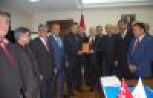 Muhtarlardan, Rektör Gönüllü'ye Ziyaret