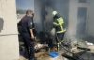 Odunlukta çıkan yangın korkuttu