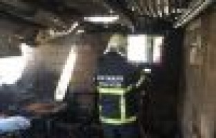 Odunlukta yangın çıktı