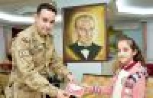 Öğrencilerden askerlere duygu dolu mektup 