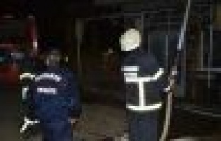 Öğrencilerin Kaldığı Binada Çıkan Yangın Korkuttu