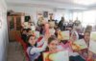 Öğrencilerin robotik uygulama ve kodlama yetenekleri tabletlerle gelişiyor