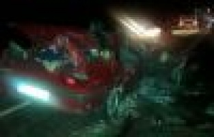 Otomobil ile hafif ticari araç çarpıştı: 1 ölü, 13 yaralı