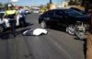  Otomobil İle Hafif Ticari Araç Çarpıştı: 2 Yaralı