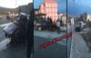 Otomobil İle Kamyonet Çarpıştı: 3 Yaralı