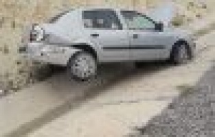 Otomobil şarampole yuvarlandı : 1 yaralı