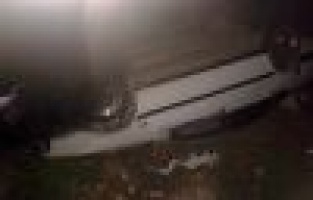 OTOMOBİL ŞARAMPOLE YUVARLANDI: 1 YARALI