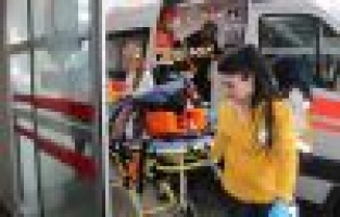 Otomobil şarampole yuvarlandı: 2 yaralı