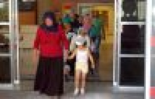 Otomobil Şarampole Yuvarlandı: 4 Yaralı