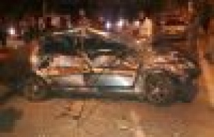 Otomobil sulama aracına arkadan çarptı