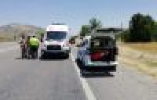 Otomobil takla attı: 2 yaralı