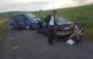 Otomobil tamponuna gizlen kaçak sigara ele geçirdi