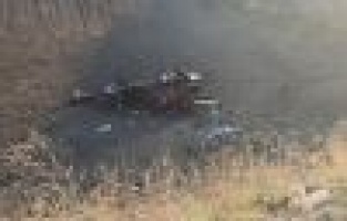 Otomobil Tarlaya Uçtu; 2 Yaralı