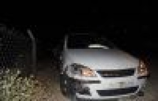 Otomobil Trafik Levhasına Ve Bariyere Çarptı: 1 Yaralı