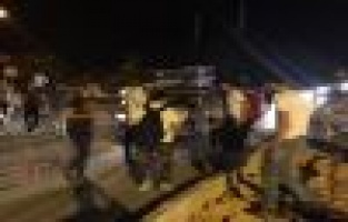 Otomobil yayaya çarptı