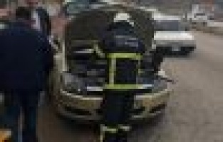 Otomobildeki yangın kısa sürede söndürüldü