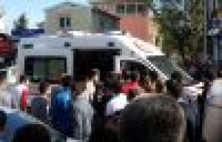 OTOMOBİLİN ÇARPTIĞI SURİYELİ ÇOCUK YARALANDI