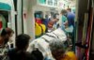 Otomobille çarpışan motosiklet sürücüsü hayatını kaybetti