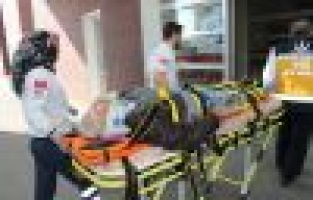 Otomobille motosiklet çarpıştı: 1 yaralı