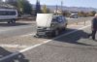 Otomobiller çarpıştı: 1 yaralı