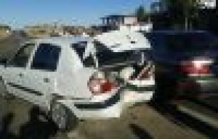 Otomobiller çarpıştı: 2 yaralı