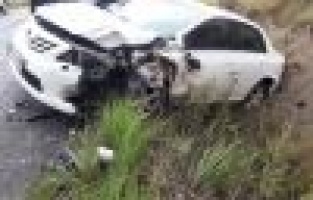 Otomobiller çarpıştı: 2 Yaralı