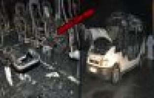 Park Halindeki Minibüs Küle Döndü