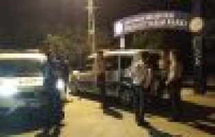 Parktaki şüpheli şahıslar tek tek kontrol edildi