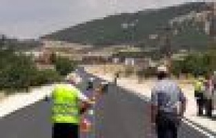 Petrol Caddesinde asfaltı tamamlanan kısım trafiğe açıldı