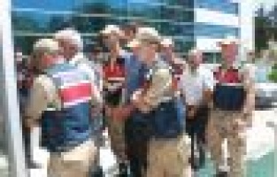 PKK'ya yardım ve yataklık ettiği iddia edilen başkanlar adliyeye sevk edildi