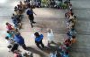 Polisler kuran kursu öğrencileri ile bir araya geldi