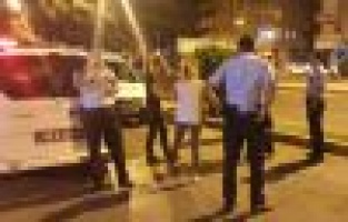 Polisten kaçan iki genç kız bomba paniği yaşattı