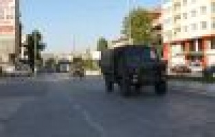 Profesyonel Askerler Suriye Sınırına Kaydırıldı