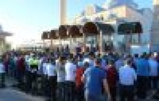 Ramazan Bayramında camiler dolup taştı