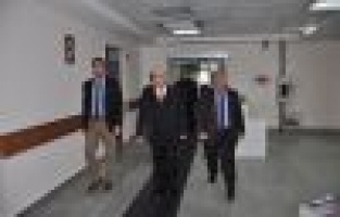 Rektör Gönüllü, Kadın Doğum Ve Çocuk Hastanesi’nde İncelemede Bulundu