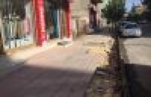 Sakarya Caddesi’nde kaldırım çalışması