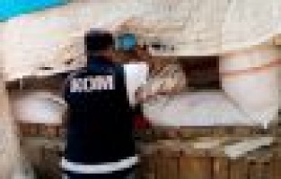 Samanlıkta uyuşturucu aradılar