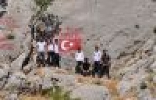 Şehidin ismini dağlara yazdılar